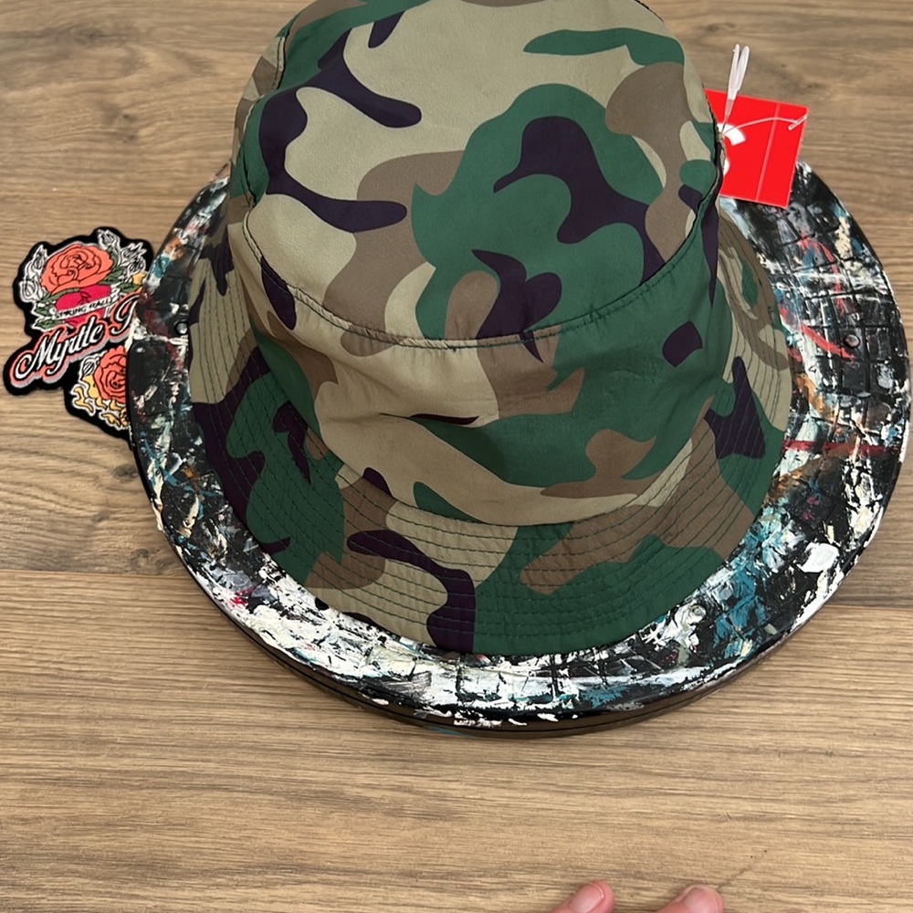 🟢HURLEY BUCKET HAT  | Green Camo | Awesome Hat | super cool find - Picture 8 of 16